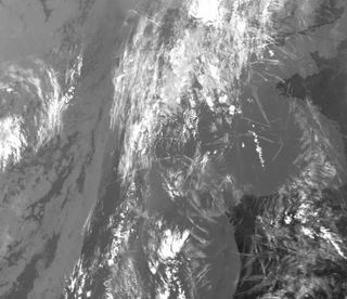 Las estelas de condensación de aviones: Pinceladas en el cielo