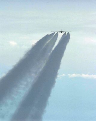 Las estelas de condensación de los aviones y sus efectos