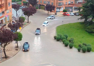  Burgos con inundaciones tras una fortísima tormenta, antes Madrid. ¿Este jueves qué ciudades recibirán lluvias fuertes?