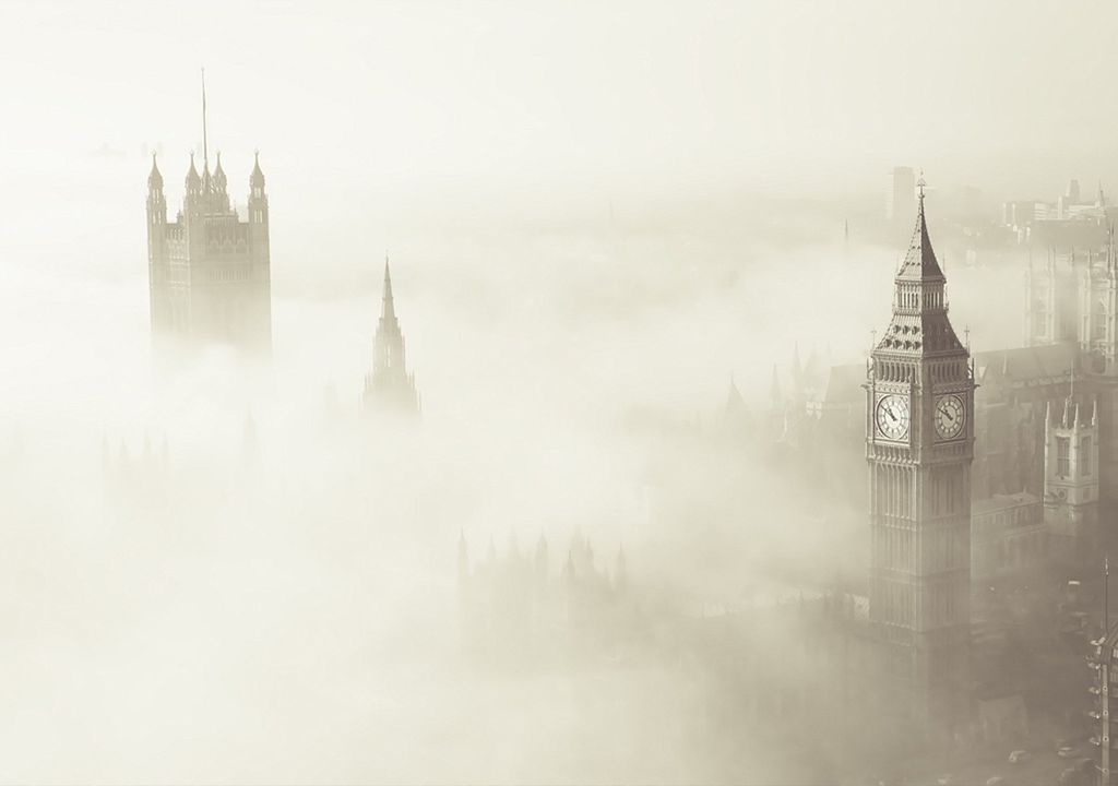 Londres bajo la niebla Londres bajo la niebla