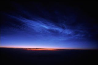 Las nubes noctilucentes, cambio climático y el metano