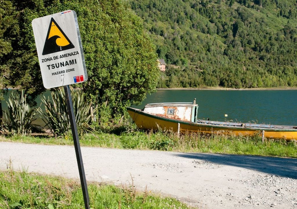 Zona de Tsunami Leer ese registro permite saber, por ejemplo, si un tsunami antiguo fue particularmente violento o si un terremoto levantó la costa en el pasado.