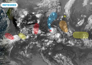La región tropical en el Atlántico y el Pacífico se mantienen sumamente activa