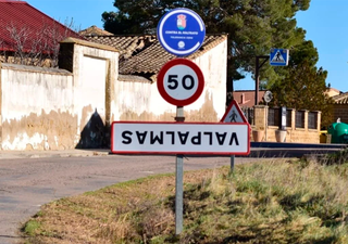 Las señales al revés en muchos pueblos españoles, una protesta rural que gana fuerza