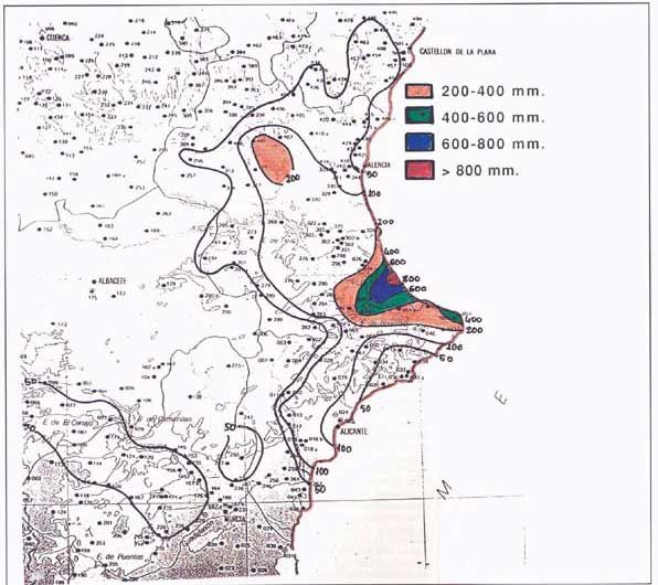 Las Situaciones De Lluvias Torrenciales En El área Mediterránea Española Y El Plan Previmet (I) Fig. 2: Mapa pluviométrico correspondiente al episodio del 3 al 4 de noviembre de 1987 en la Comunidad Valenciana. Puede observarse cómo las mayores precipitaciones (que a su vez fueron las más intensas) corresponden a una zona litoral relativamente pequeña; sin embargo, la zona afectada por precipitaciones abundantes es muy amplia. (Tomado de Riosalido, Rivera y Martín, 1988, op. cit.)