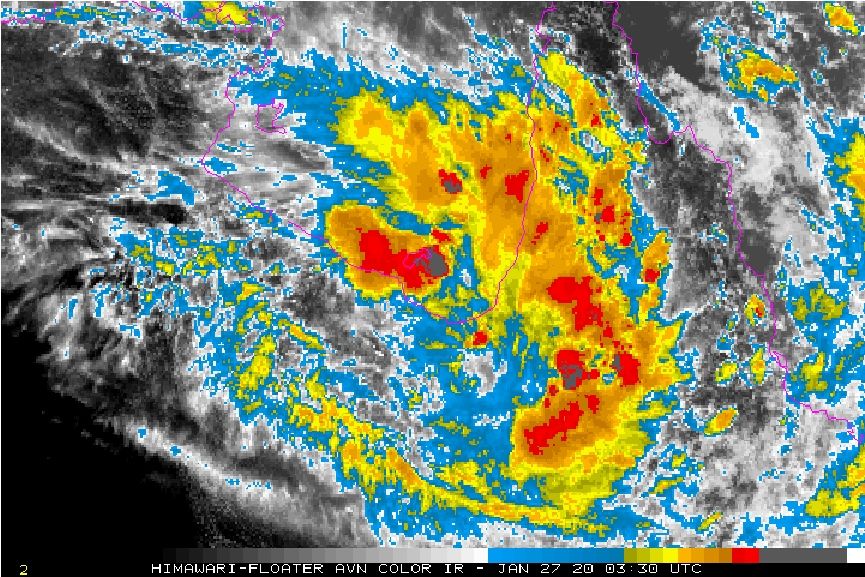 Las tormentas tropicales Diane y Esami a menos, e Invest 98P se forma