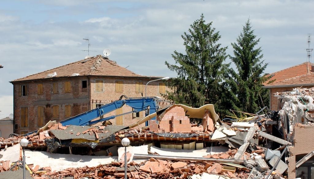 Terremoti. L’Italia è uno dei paesi europei più esposti al rischio sismico a causa della sua posizione alla convergenza tra la placca africana e quella eurasiatica.