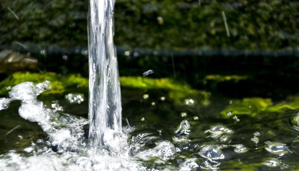 Le riserve idriche sotterranee del pianeta sono sotto forte pressione a causa dei cambiamenti climatici, della crescita demografica e delle attività umane.