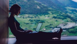 Le mete di tendenza per i nomadi digitali nell'autunno 2026 e il sistema per risparmiare sull'affitto