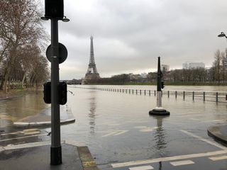 Le niveau de la Seine remonte à Paris