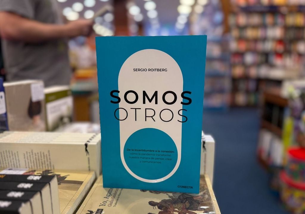 Somos otros, por Sergio Roitberg Somos otros, por Sergio Roitberg
