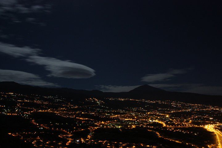 Lenticulares Canarios Nocturnos, 7 Abril 2012