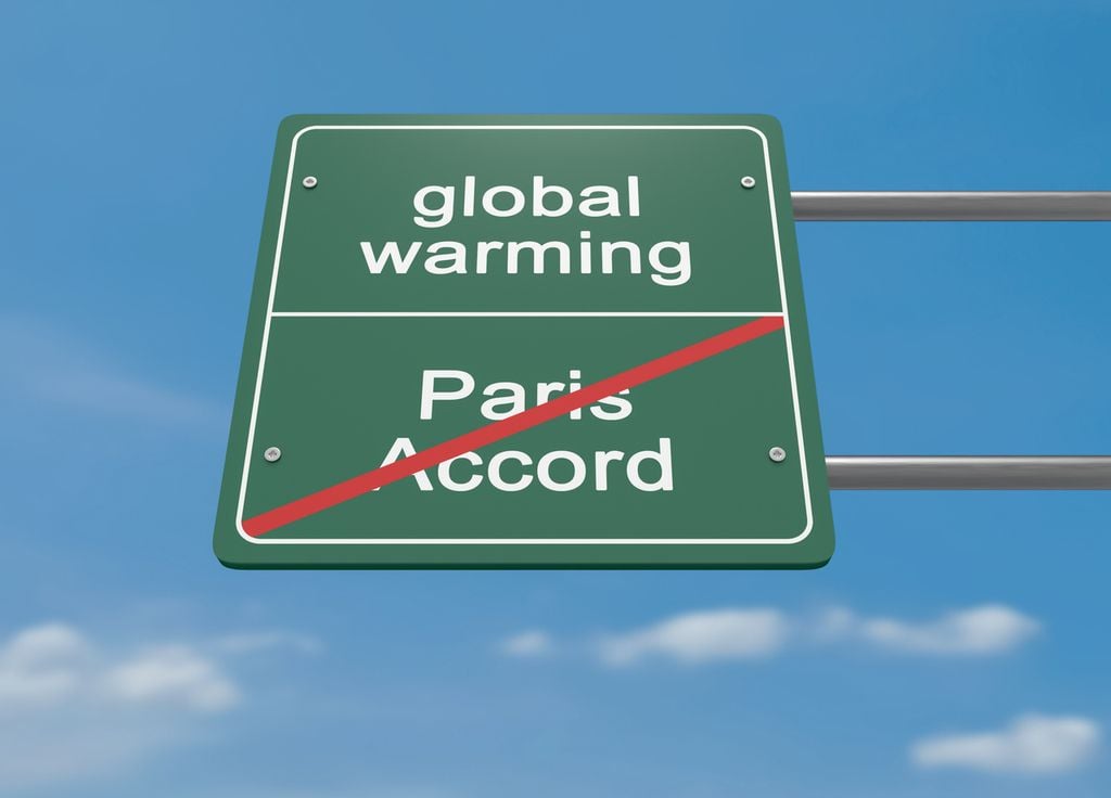 À eux-seuls, les États-Unis produisent 11% des émissions de gaz à effet de serre mondiales. À eux-seuls, les États-Unis produisent 11% des émissions de gaz à effet de serre mondiales.