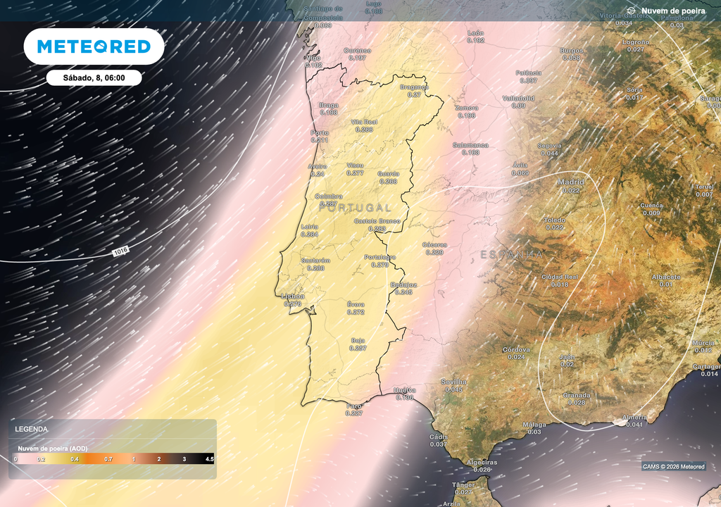 Na madrugada de sábado, as poeiras deverão abranger praticamente todo o território continental, com valores mais elevados no Centro e no interior, onde a profundidade ótica dos aerossóis poderá aproximar-se de 0,29.