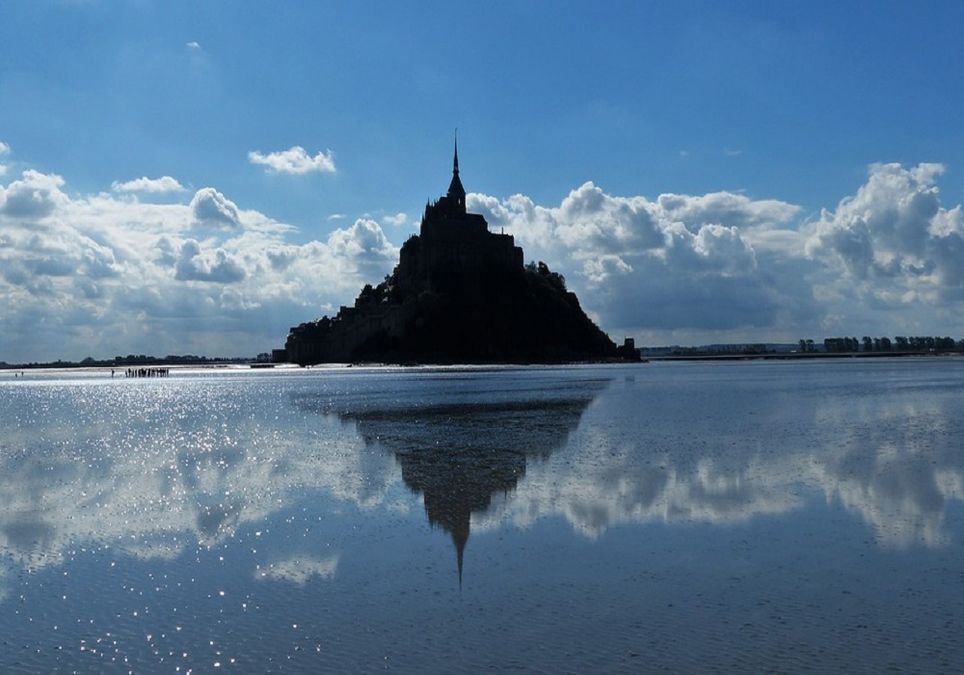 El conocido Mont Saint Michel fue un auténtico reclamo para turistas. El conocido Mont Saint Michel fue un auténtico reclamo para turistas.