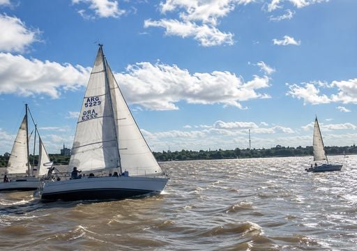 Llega el Pampero con r&aacute;fagas de 40 km/h al R&iacute;o de la Plata: pron&oacute;stico para navegar seguro en el finde