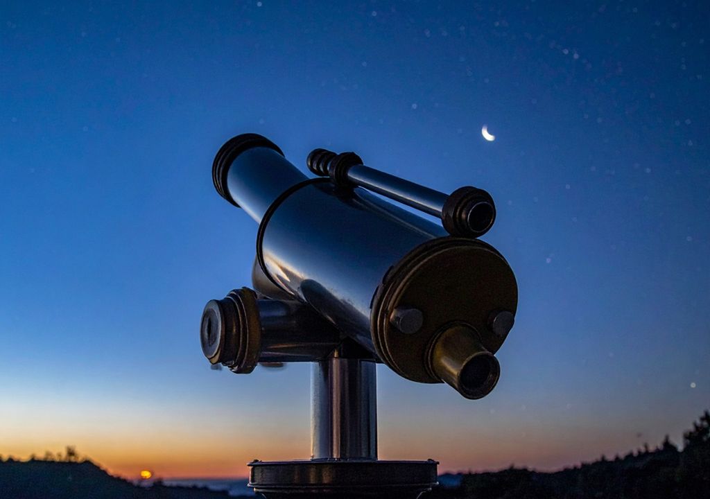 Este año 2025, la cita especial de todo el mundo con la Luna es la noche del próximo sábado 4 de octubre.