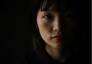 Llorar de felicidad: una paradoja emocional explicada por la ciencia