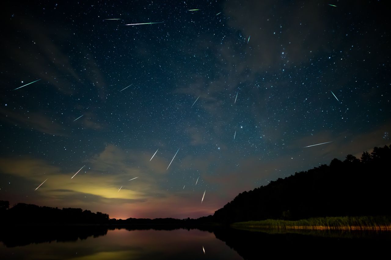 Espectáculo Celeste Único: Lluvia de Meteoros Dracónidas 2025 Promete Hasta 400 Estrellas por Hora en su Última Gran Oportunidad hasta 2078