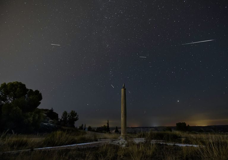 Lluvia de estrellas líridas de junio 2025: cuándo, cómo y a qué hora observar el cielo