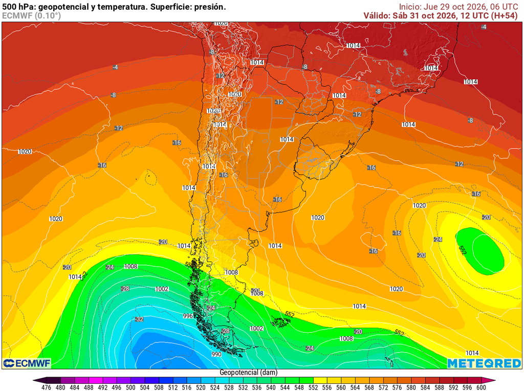 La vaguada en altura inestabilizará la atmósfera sobre la zona central permitiendo el desarrollo de tormentas convectivas en sectores interiores.