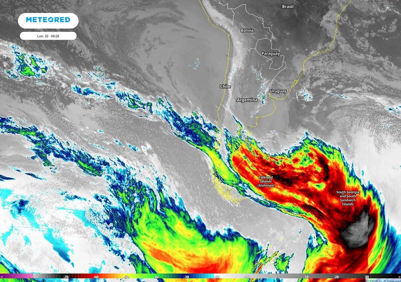 Lluvias avanzan por Chile en este comienzo de semana