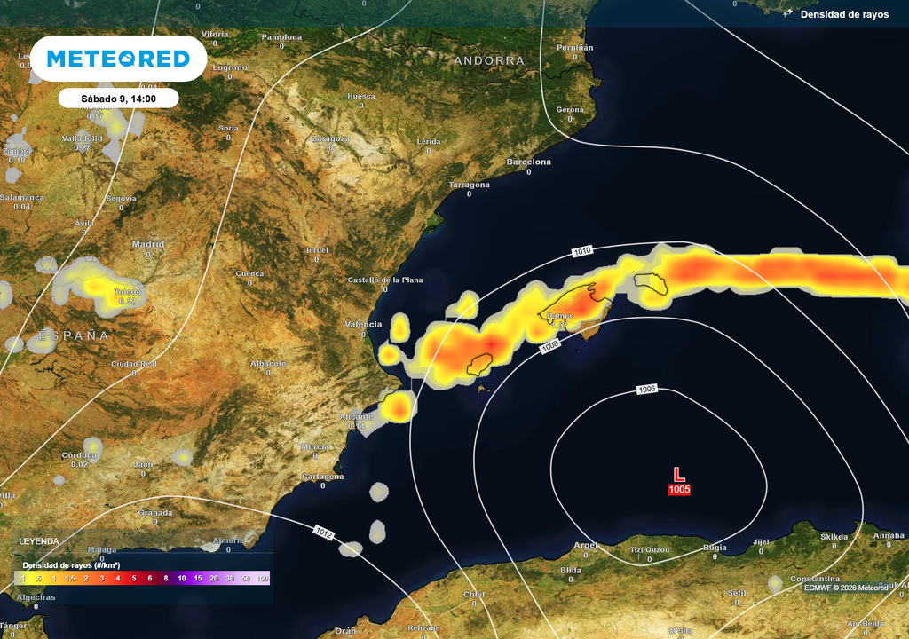 La densidad de rayos será elevada durante la tarde en las Islas Baleares.