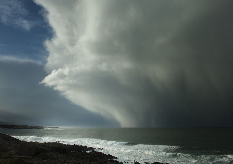 El verano arranca sin grandes calores y con lluvias en el norte El verano arranca sin grandes calores y con lluvias en el norte