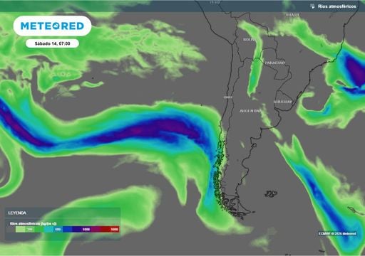 Lluvias regresan a la zona central: sistema frontal con r&iacute;o atmosf&eacute;rico dejar&aacute; fuertes precipitaciones
