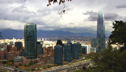 Lluvias sobre el promedio: pron&oacute;sticos de MeteoChile y Meteored apuntan un octubre lluvioso en Santiago