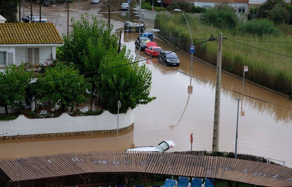 tarragona rotecció Civil mantuvo activo el plan INUNCAT y pidió evitar desplazamientos y zonas inundables ante el riesgo de nuevas crecidas repentinas en el sur de Tarragona.