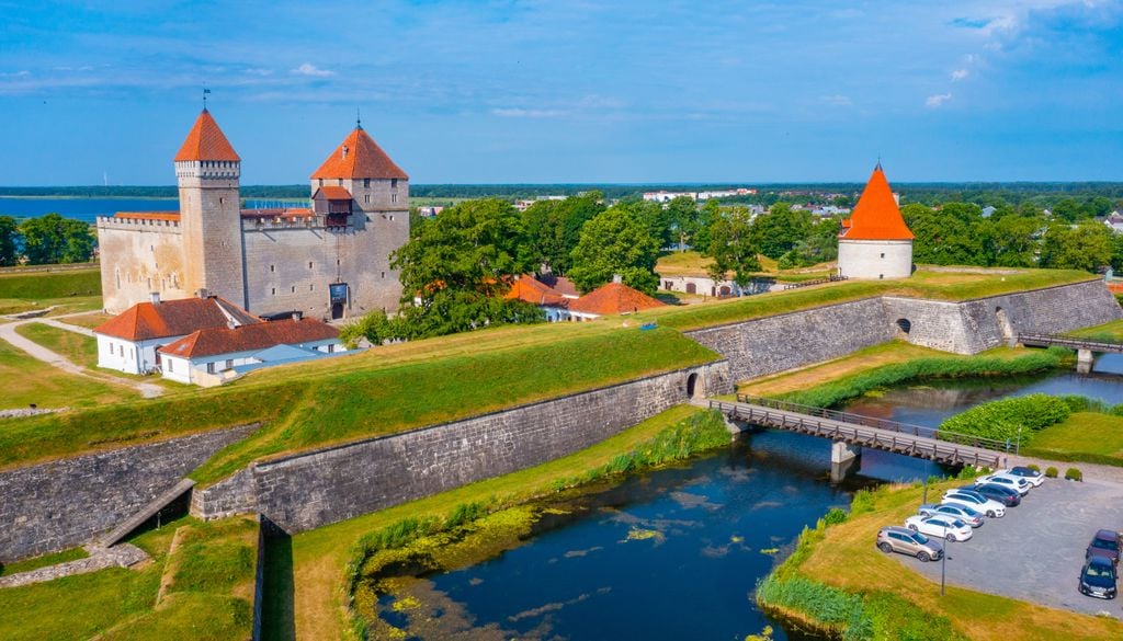 Castillo de Kuressaare en la isla de Saaremaa, Estonia.