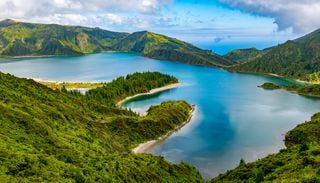 Los 5 destinos menos conocidos y espectaculares para salvar tus vacaciones de verano a &uacute;ltima hora