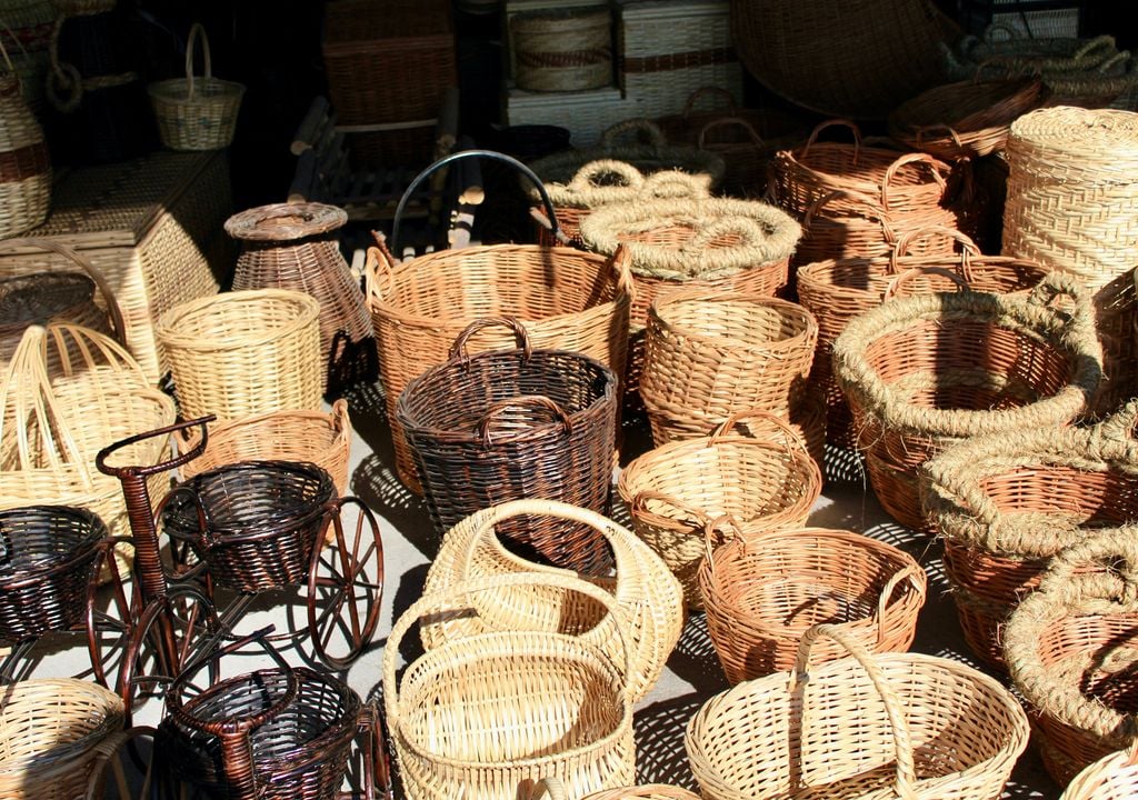 La identidad de Chimbarongo está profundamente ligada al cultivo y tejido de la vara de mimbre.