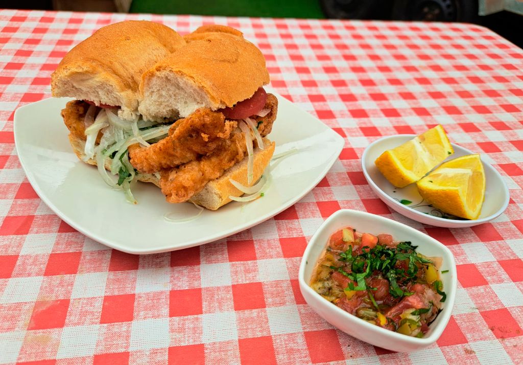 sandwich de pescado sandwich de pescado