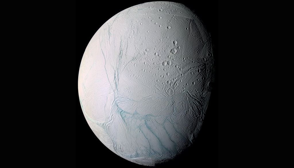 Imágenes de alta resolución de Encélado, una luna helada de Saturno, captadas por la sonda Cassini. NASA/JPL/Space Science Institute.