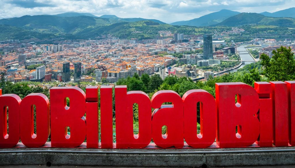 Mirador del monte Artxanda, con vistas a Bilbao.