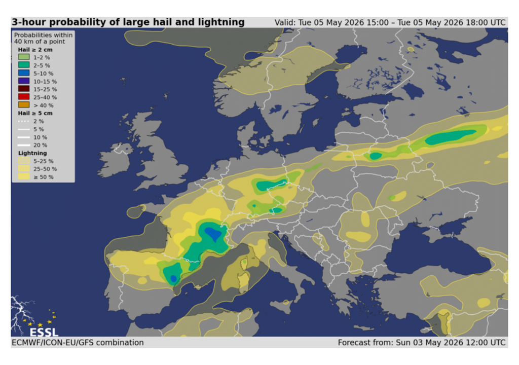 Mappa della probabilità di grandine e attività elettrica per il continente europeo nella giornata di oggi tra le 17:00 e le 20:00. Fonte: ESSL.