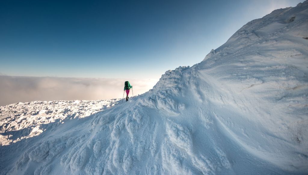 La extraordinaria acumulación de nieve es una buena noticia para los centros de esquí de Chile y Argentina.