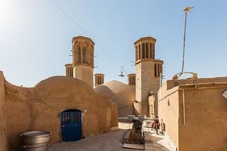 Los antiguos 'captadores de viento' de Irán combaten el calor de forma natural