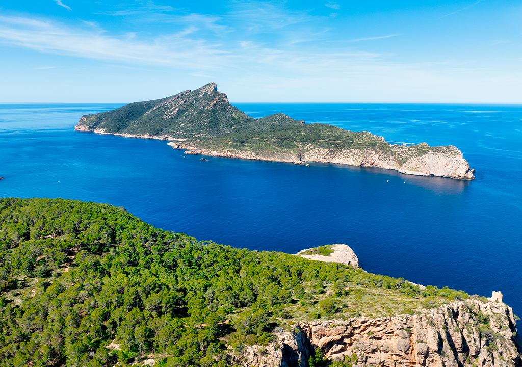 La temperatura del mar en el entorno de Dragonera (Mallorca) ronda estos días los 28 ºC, según Puertos del Estado.