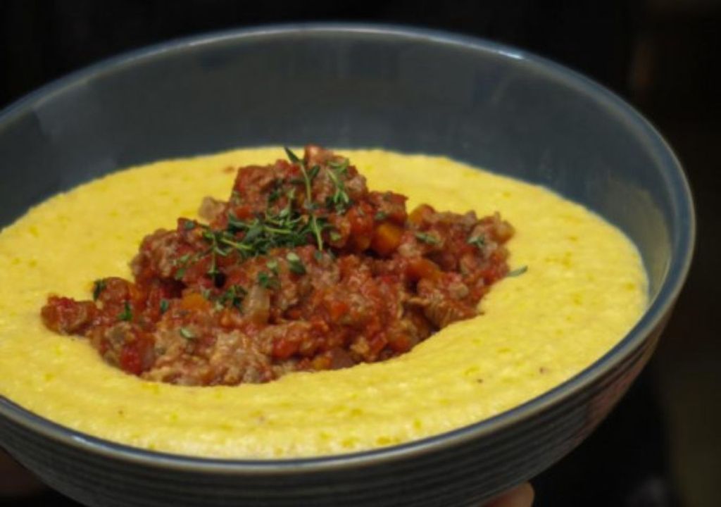 Estofado con polenta