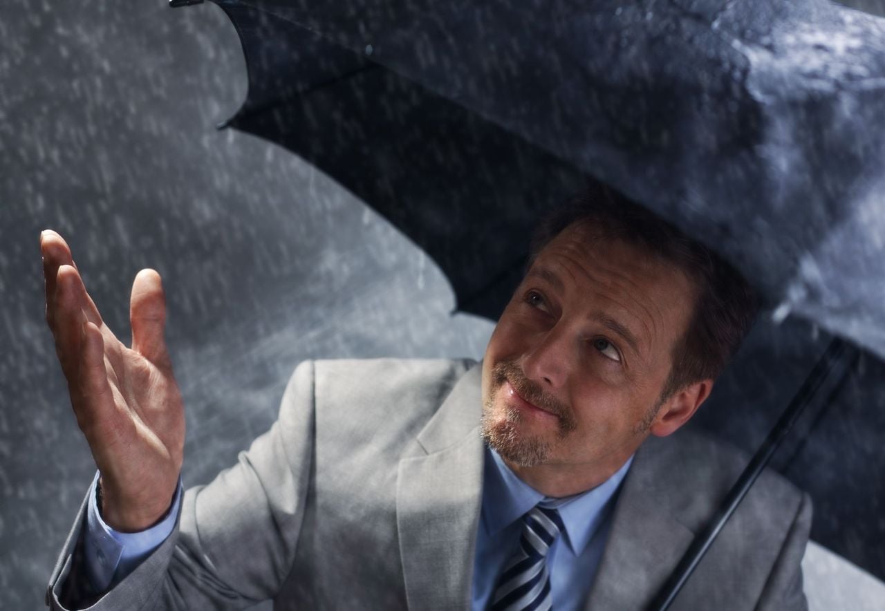 La lluvia no suele faltar a su cita anual en Semana Santa, truncando no pocos planes al aire libre, lo que suele venir acompañado de críticas a los meteorólogos.