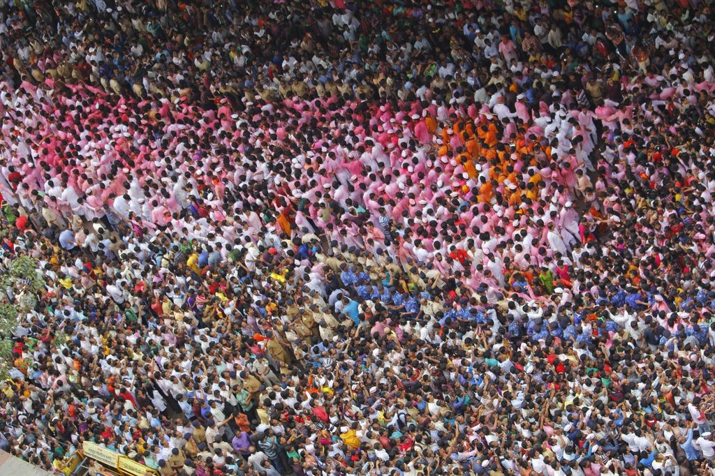 Imagen de una multitud en Asia. Imagen de PXHERE.com
