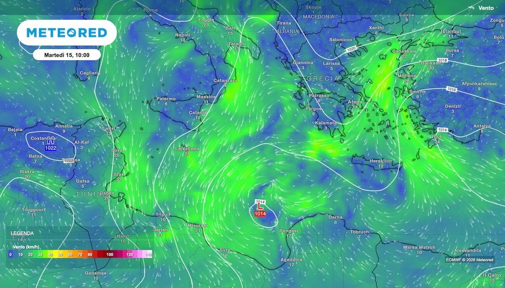 Campo del vento e pressione previste per domani martedì 15 settembre 2026: il ciclone per ora ha chiare caratteristiche subtropicale, ma potrebbe diventare anche TLC o Medicane, ciclone simil tropicale mediterraneo. Tuttavia e per fortuna per noi, sarà in allontanamento dalla Sicilia.