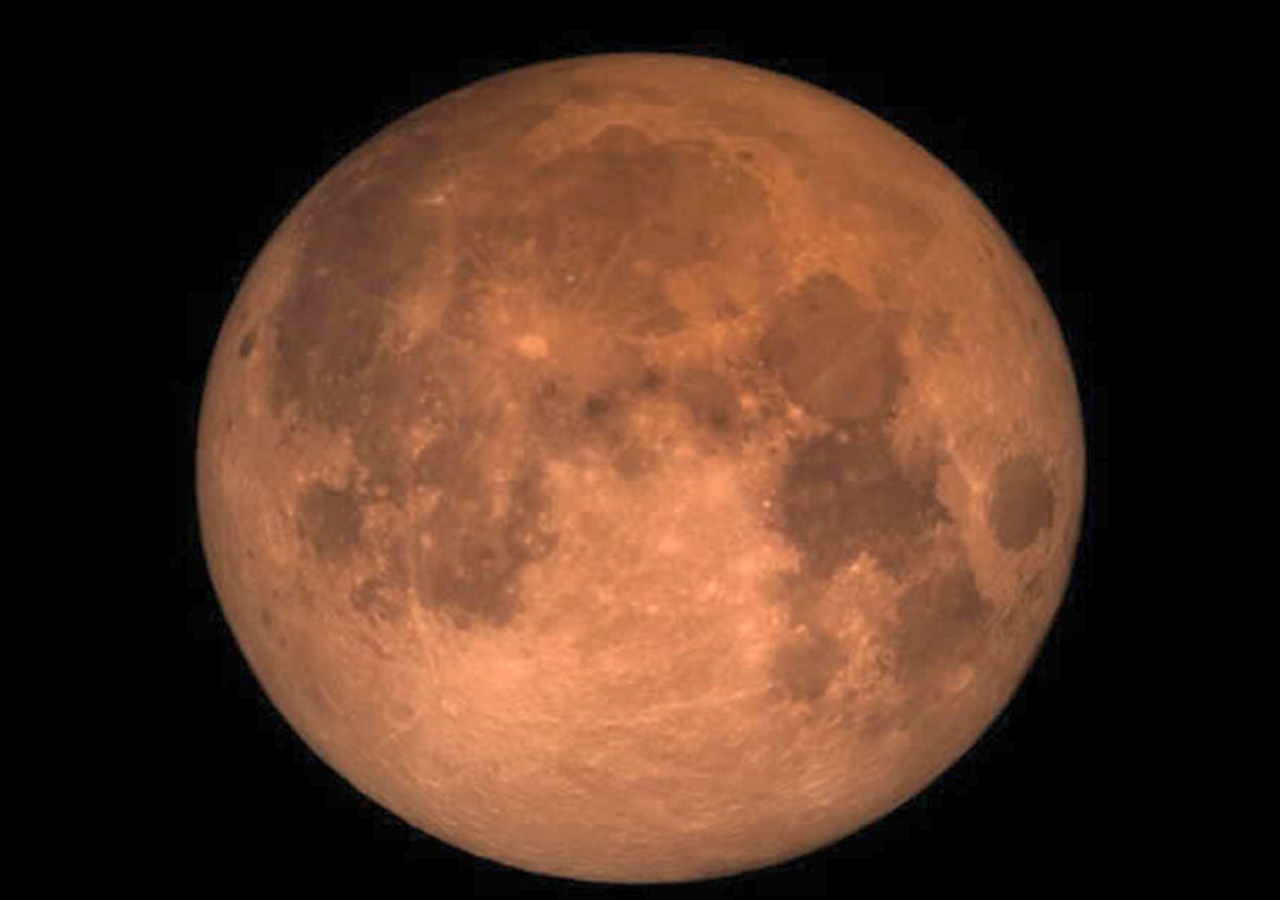 El 7 de septiembre de 2025 tendrá lugar un hermoso acontecimiento para los amantes de la astronomía: un eclipse total de luna y un fenómeno conocido como "luna de sangre". Crédito: NASANET