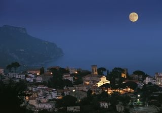 Luna piena di ottobre: ecco quando