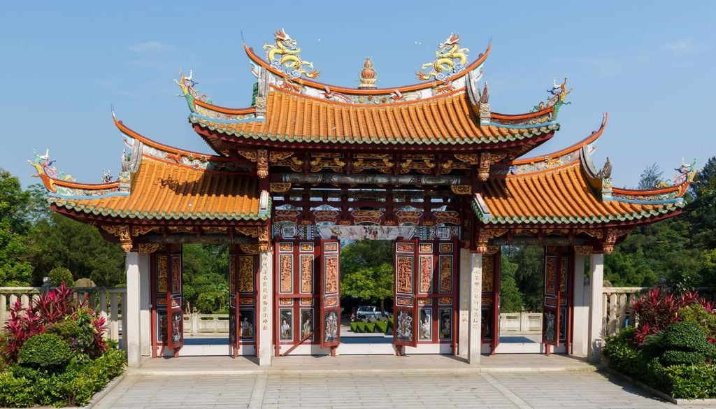 Il cancello d'ingresso al villaggio tradizionale di A-Ma