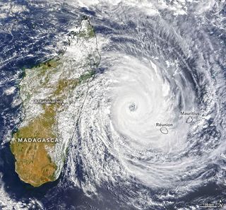 Madagascar se prepara para la llegada de Batsirai