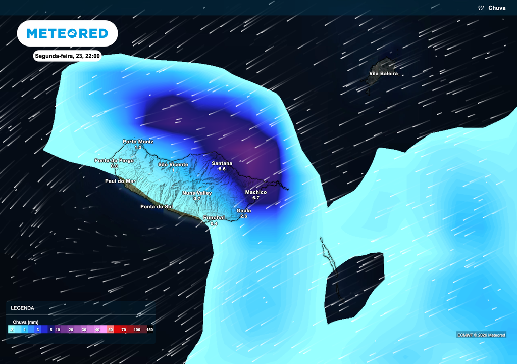 Período mais ativo deste episódio de instabilidade, com precipitação mais intensa e persistente nas vertentes norte e regiões montanhosas da Madeira, onde os acumulados horários são mais elevados. A distribuição da chuva reflete o efeito orográfico, com clara redução da precipitação na vertente sul, incluindo o Funchal, onde os valores são significativamente inferiores.